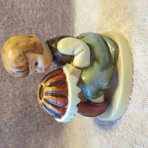 Goebel Figurine